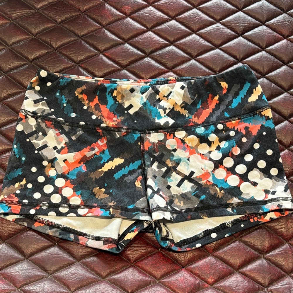 Fleo Black Multicolor Athletic Shorts